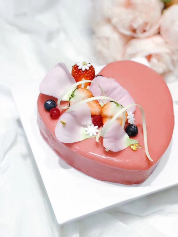 情人节 心形莓果淋面慕斯的做法