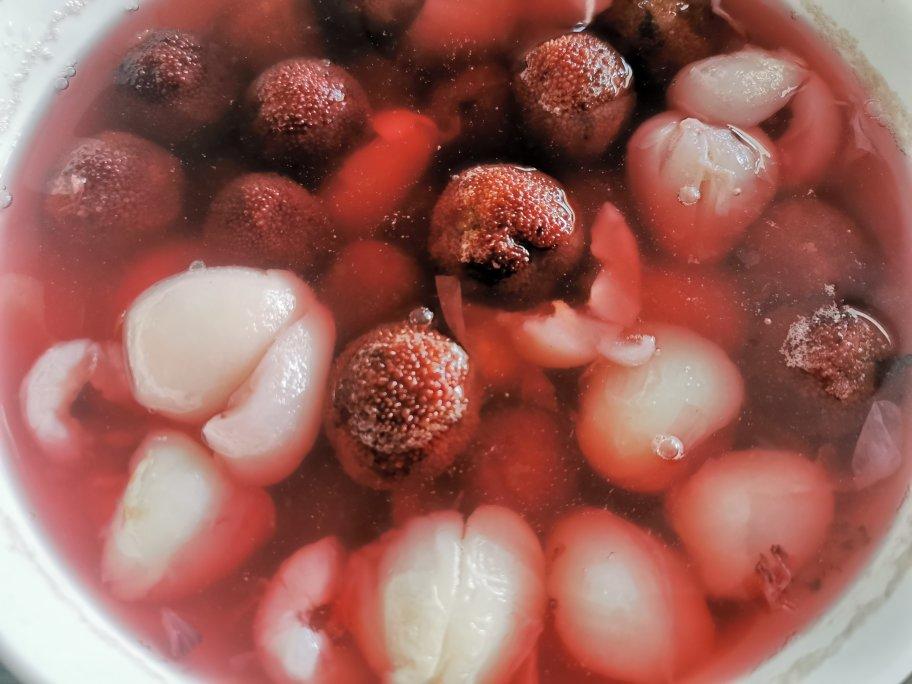 最近超火的杨梅荔枝饮🍒🍒又酸又甜又冰爽，拯救你的夏天