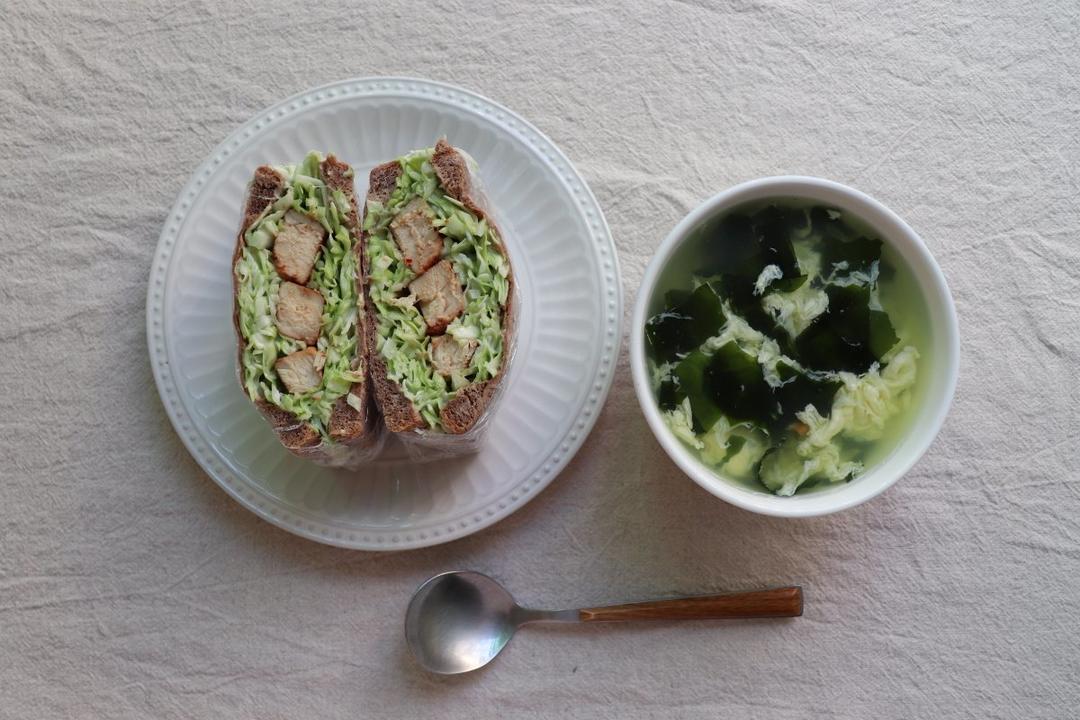ins上超火的沼サン（沼三明治）