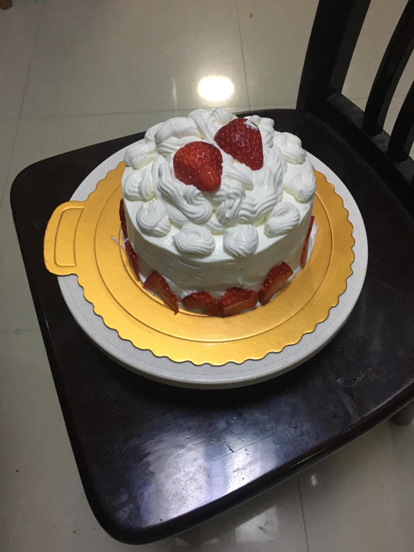 超级简单的味多美同款生日蛋糕（6寸），新手也能高度还原