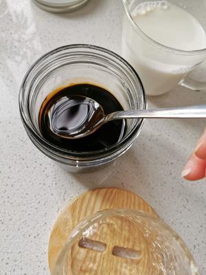 黑糖酒酿奶盖的做法 步骤4