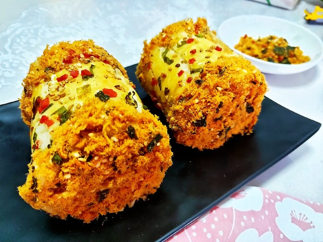 香葱肉松面包卷 可甜可咸 的做法步骤图 樱桃兰 下厨房 香葱肉松面包卷 可甜可咸 的做法步骤图 樱桃兰 下厨房