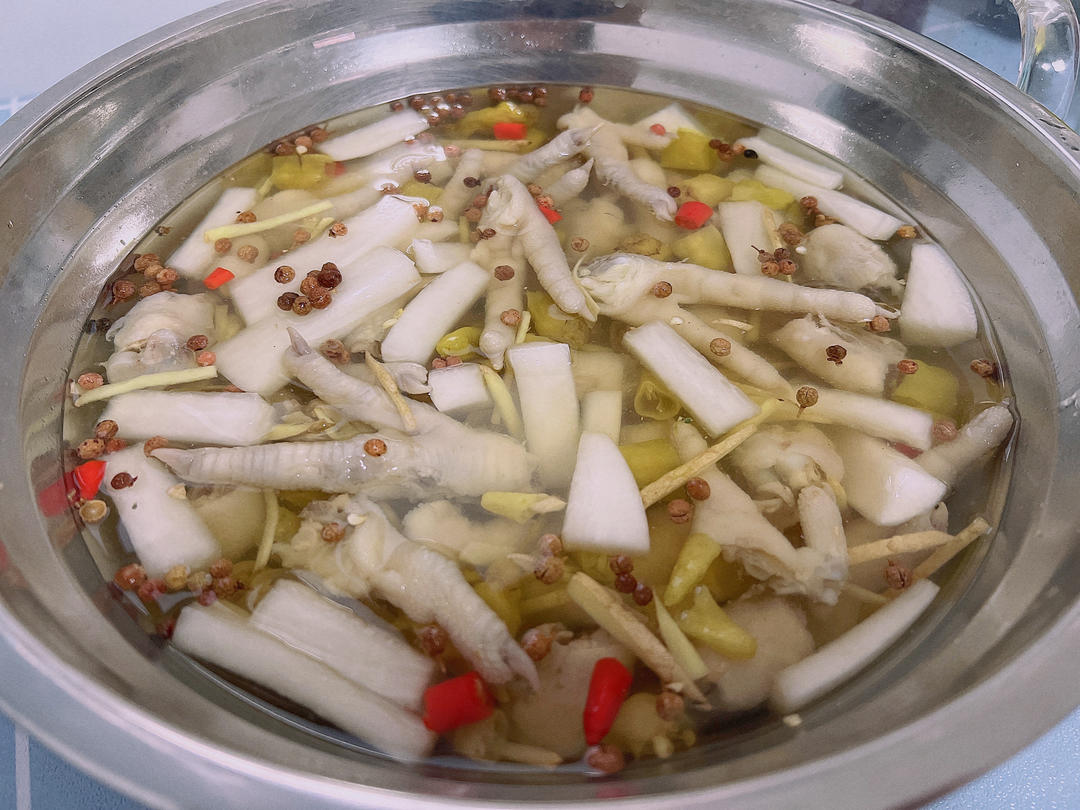 柠檬泡椒凤爪
