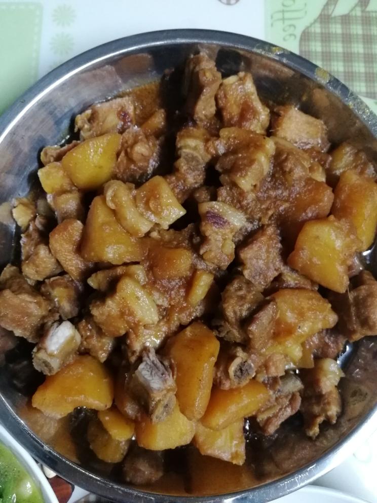 简单的卤水排骨五花肉的做法