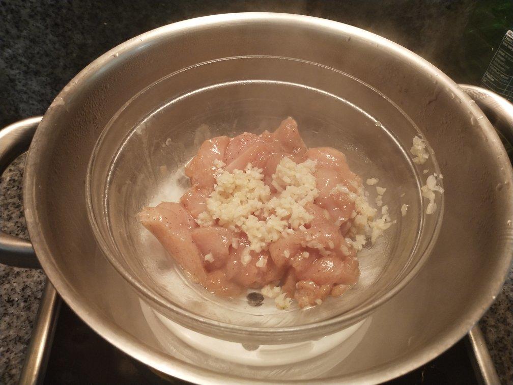 蒜蓉蒸鸡胸（鸡腿）