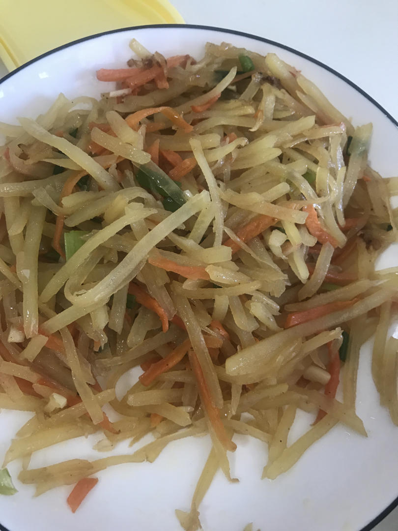厨师长教你：“炝炒土豆丝”的家常做法，口感爽脆