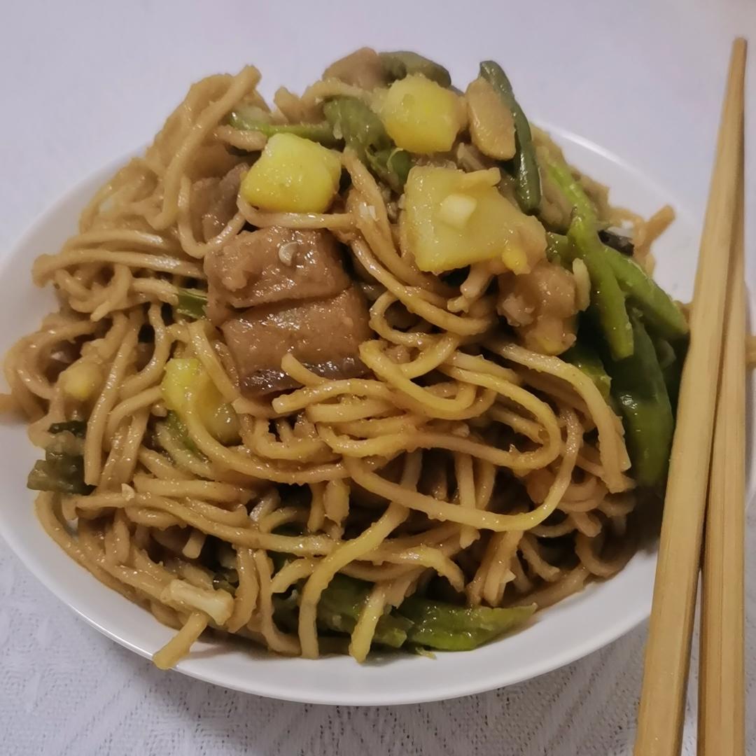 红烧肉版豆角焖面