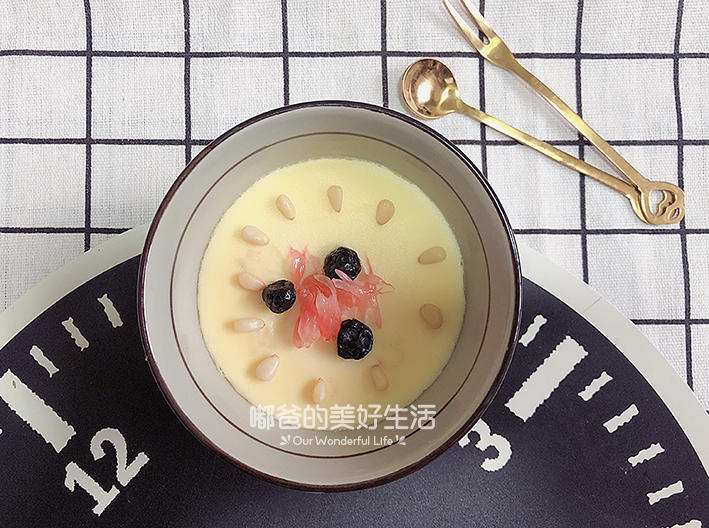 营养简便小早餐——牛奶鸡蛋的做法