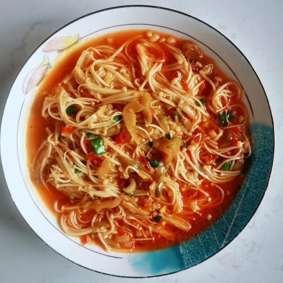 超下饭的炒金针菇！！