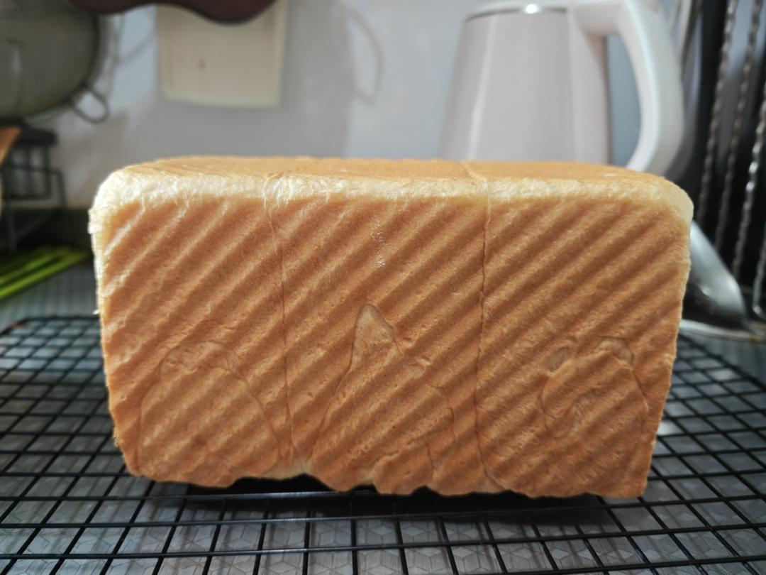 吐司，奶香手撕面包，超级香浓