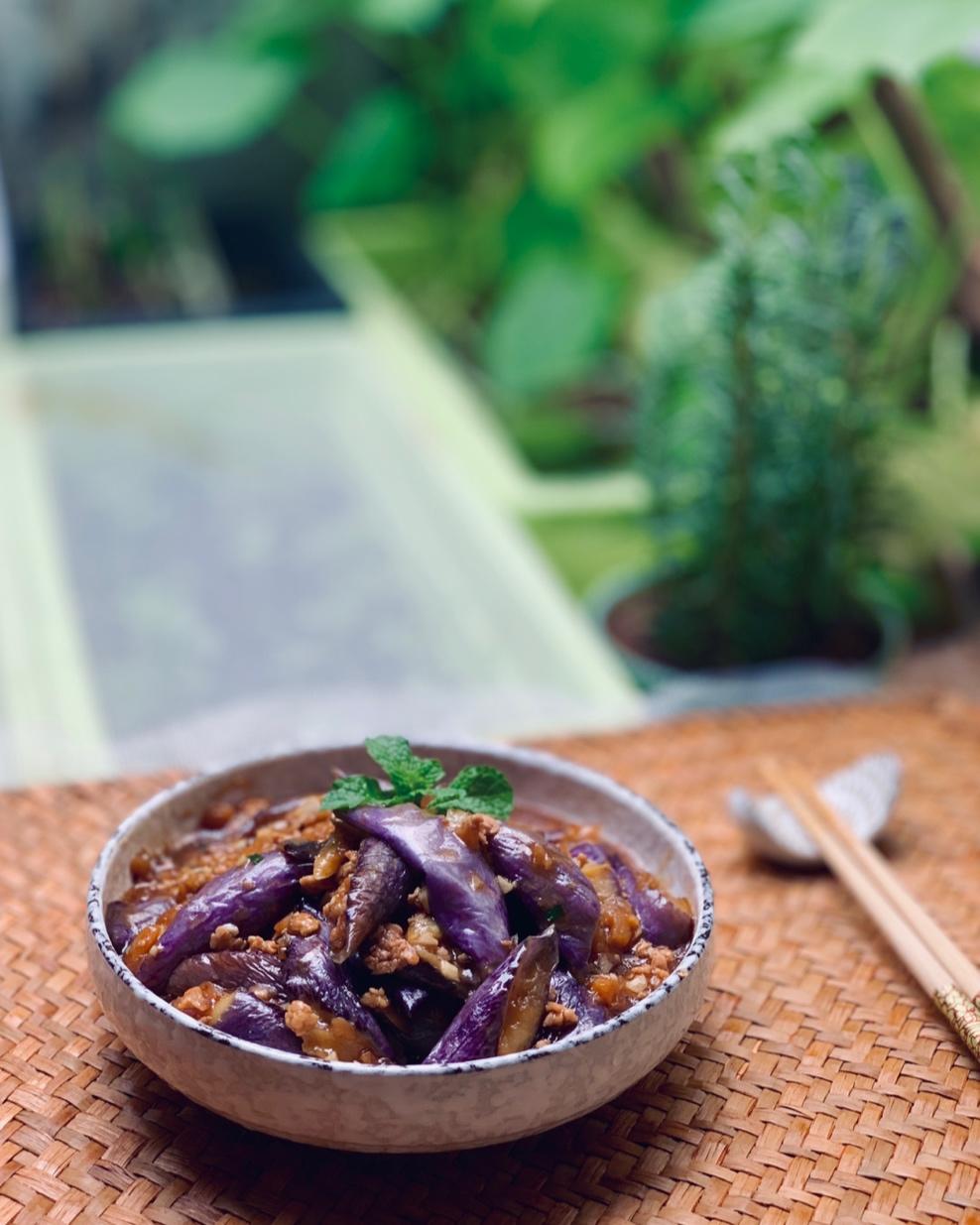 肉末茄子，萝卜干肉末长茄，家庭版下饭菜