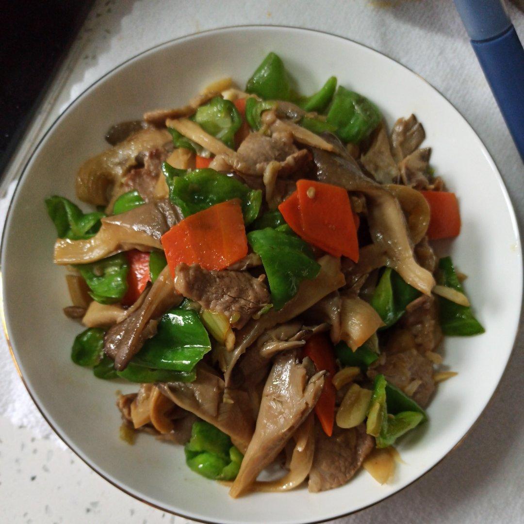 蚝油鲜蘑炒肉片
