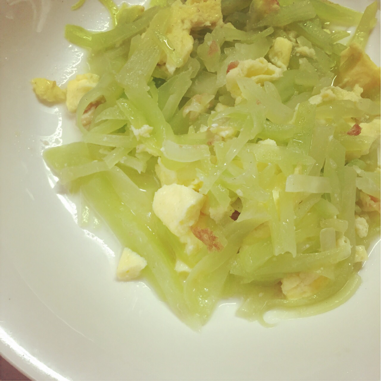 莴笋炒蛋