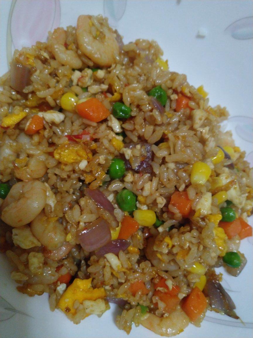 厨师长教你“蛋炒饭”如何做才好吃，答案都在这里面！
