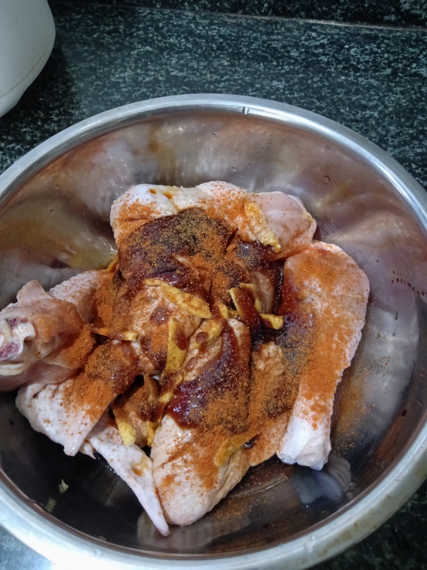 空气炸锅——美味烤全翅和烤鸡大腿的做法 步骤7