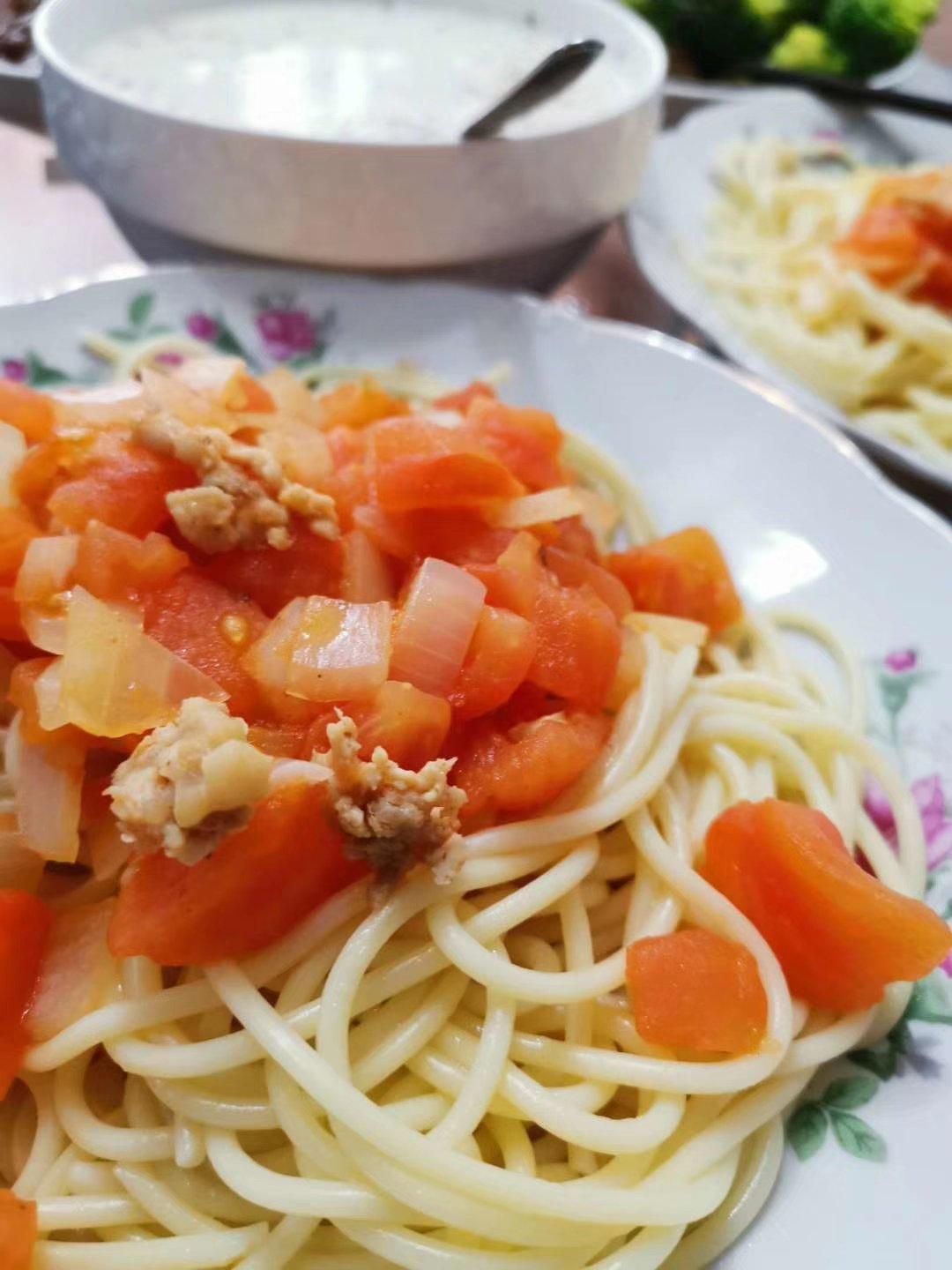 （完胜必胜客的）番茄肉酱意大利面～