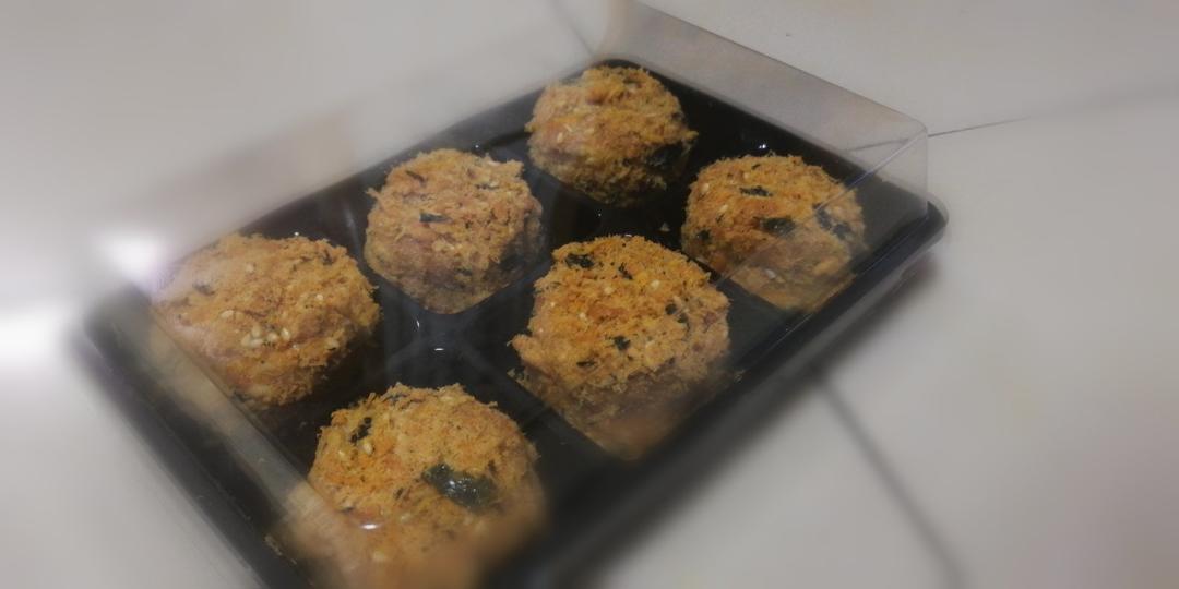美味海苔肉松小贝