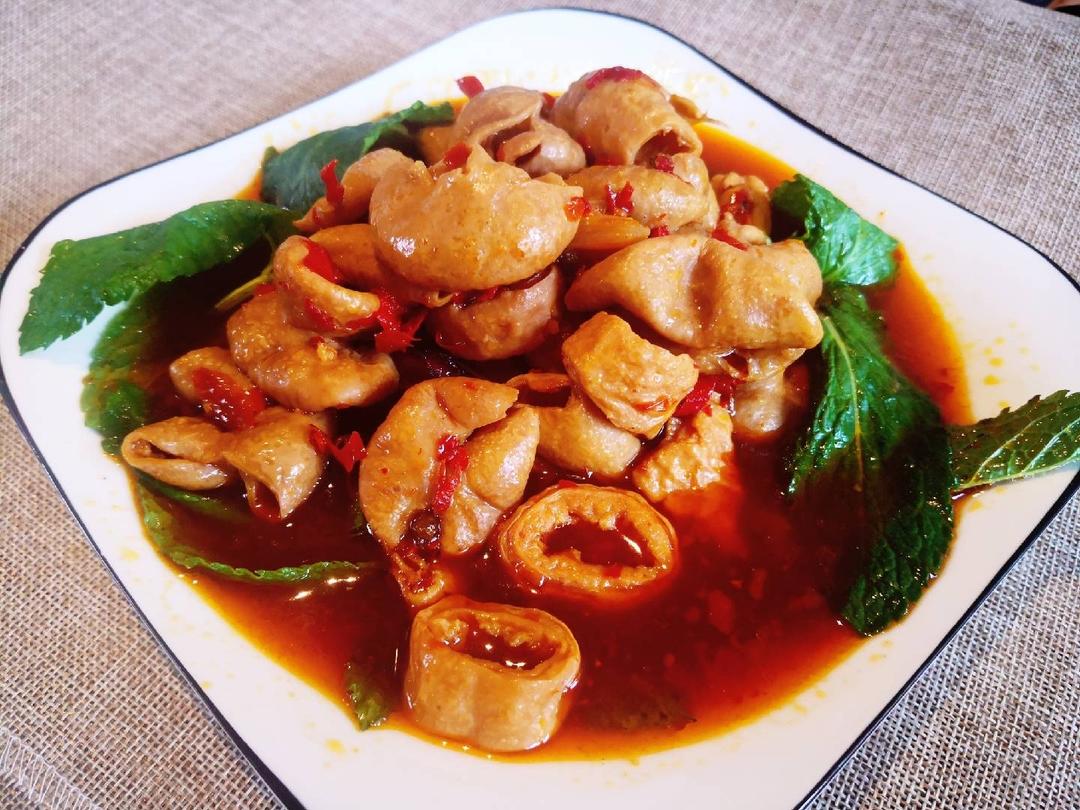 0人做过这道菜我想是只猫用料红油肥肠的做法小贴士去市场买肥肠时分