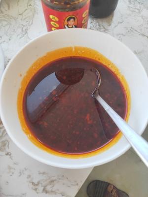 辣炒海灵菇:下酒菜，甜辣汤汁泡饭超好吃！！的做法 步骤5