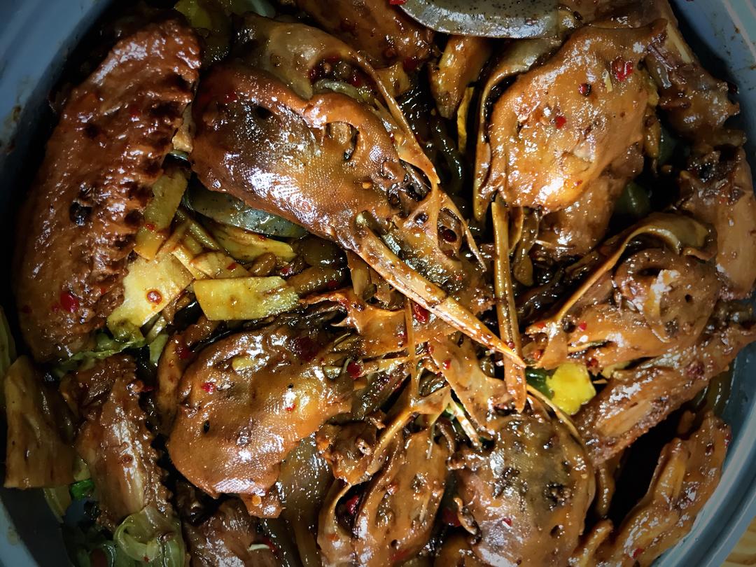 自制渝香干锅鸭头