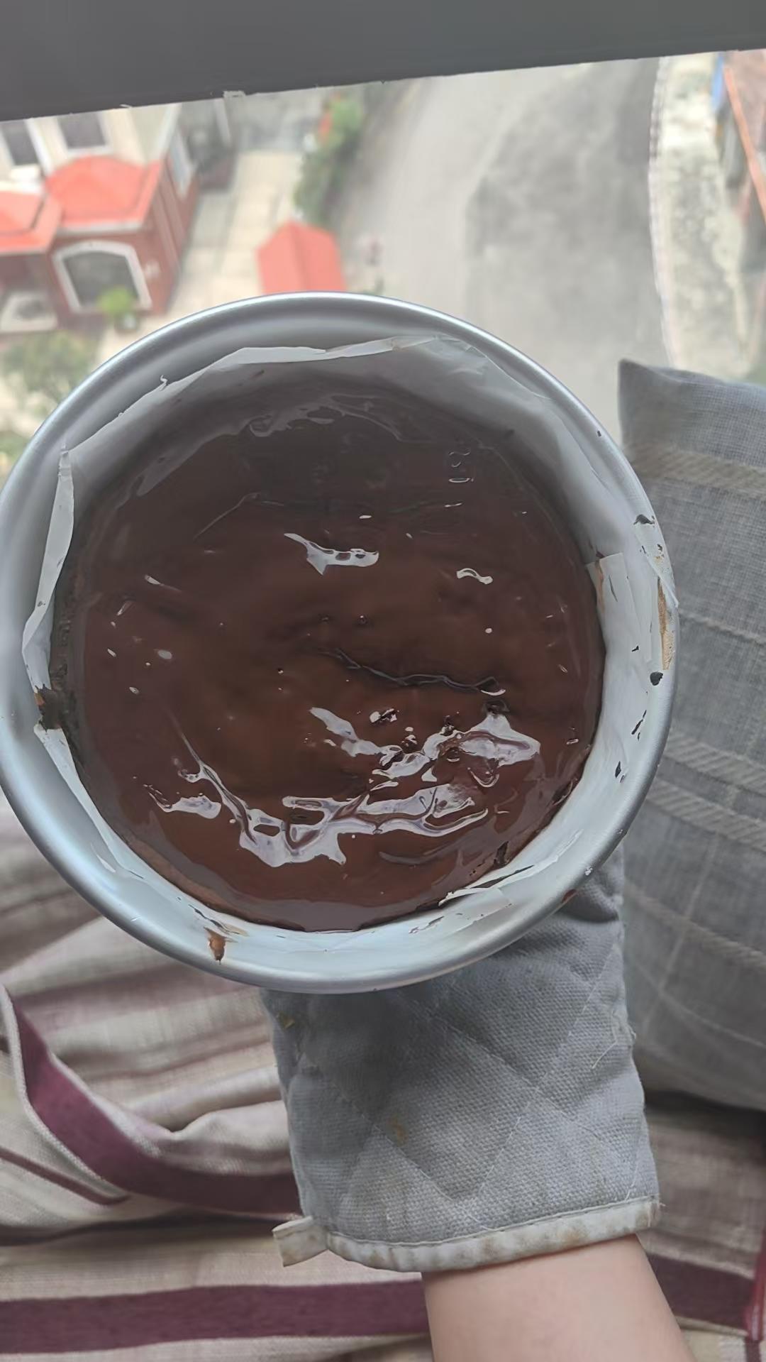 半流心巧克力巴斯克蛋糕