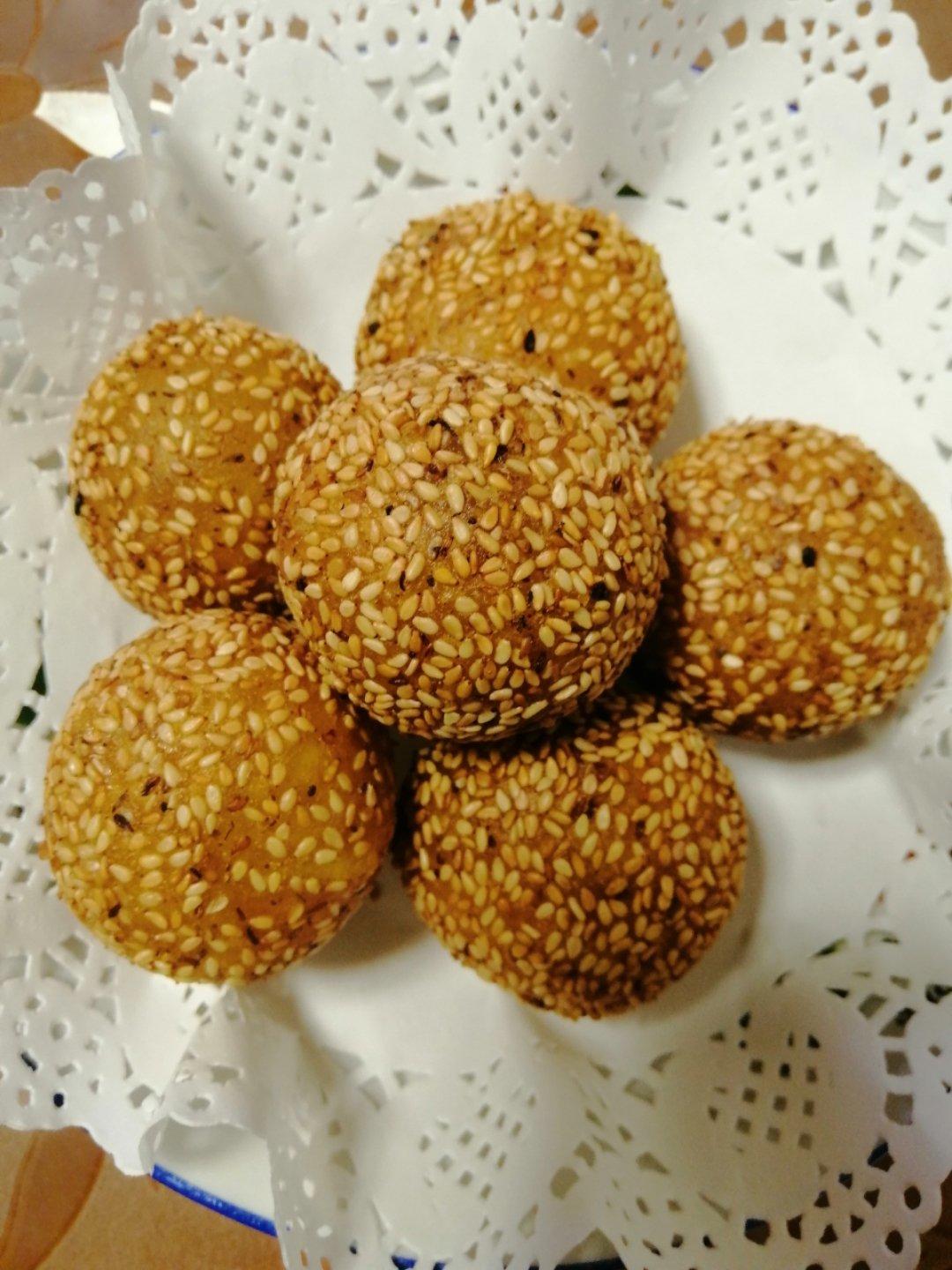 紫薯芝麻球
