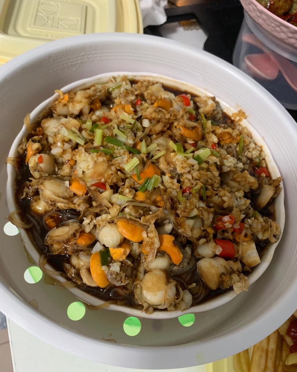 蒜蓉扇贝肉蒸粉丝