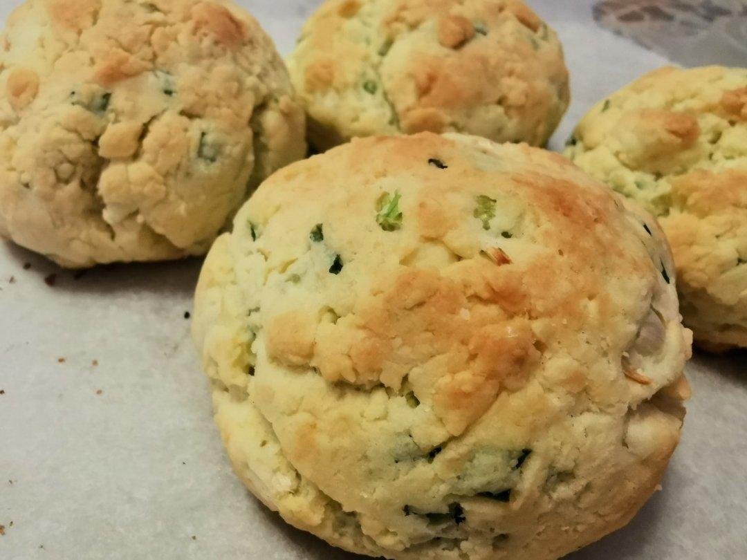 听说咸味儿又好吃的点心很难得？ | 香葱奶酪司康