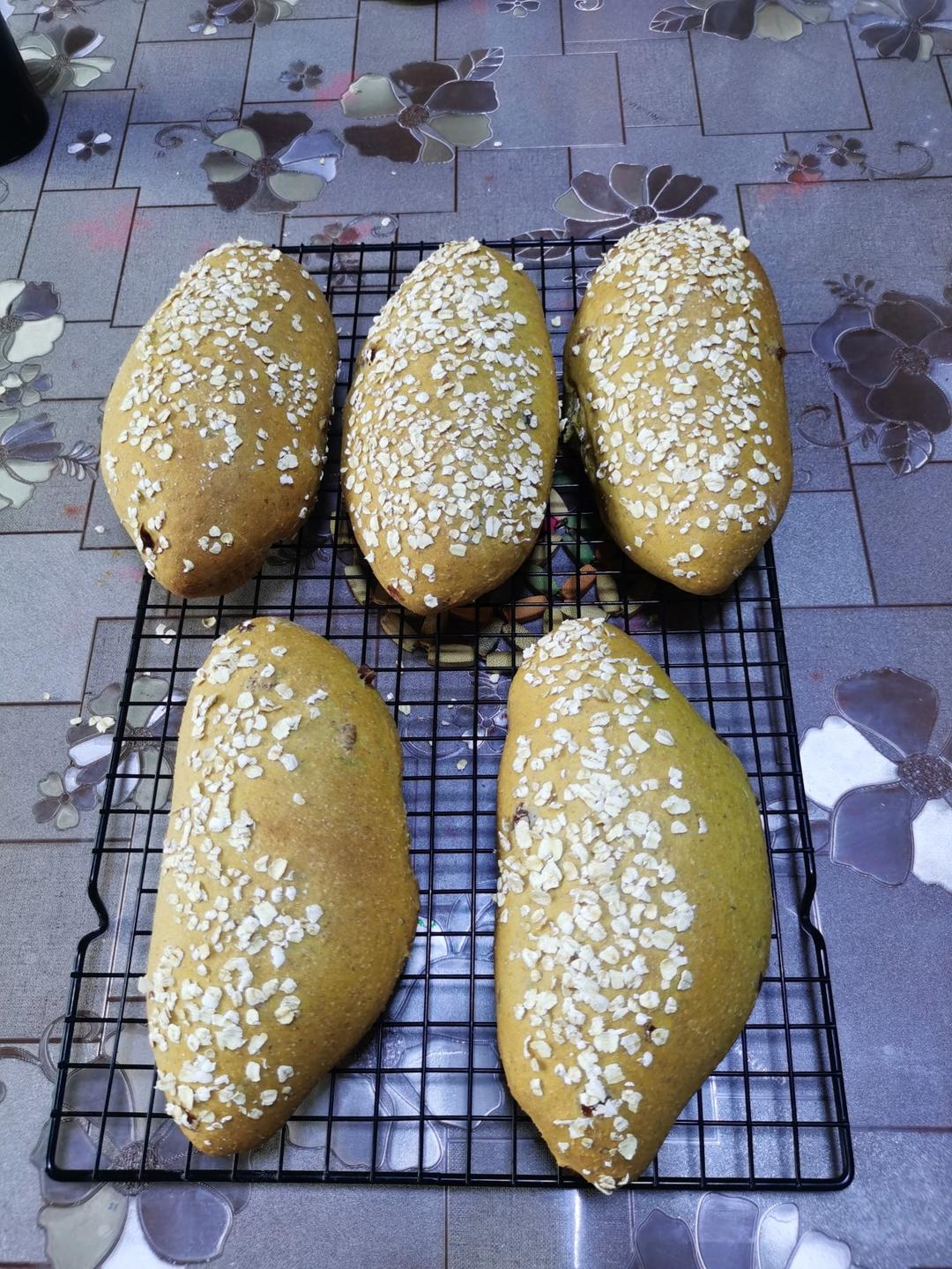 100%全麦面包，健康，低脂，最重要的是还很好吃！