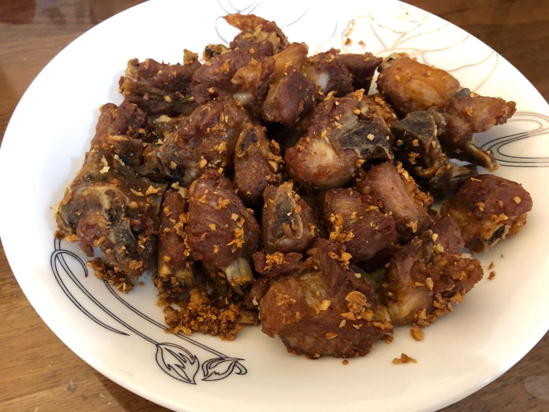 金牌蒜香排骨