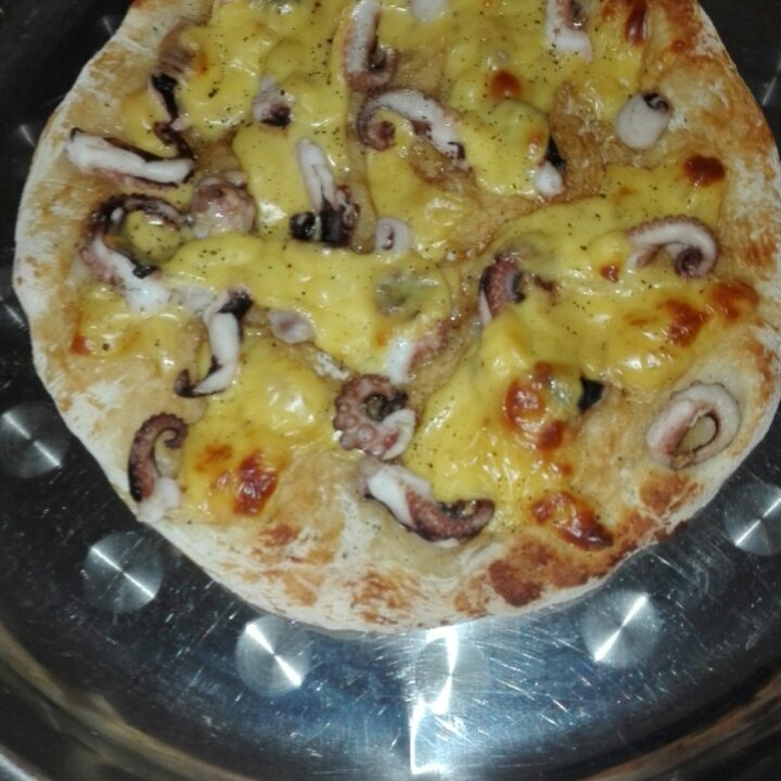 萨拉米薄底披萨 Salami Pizza