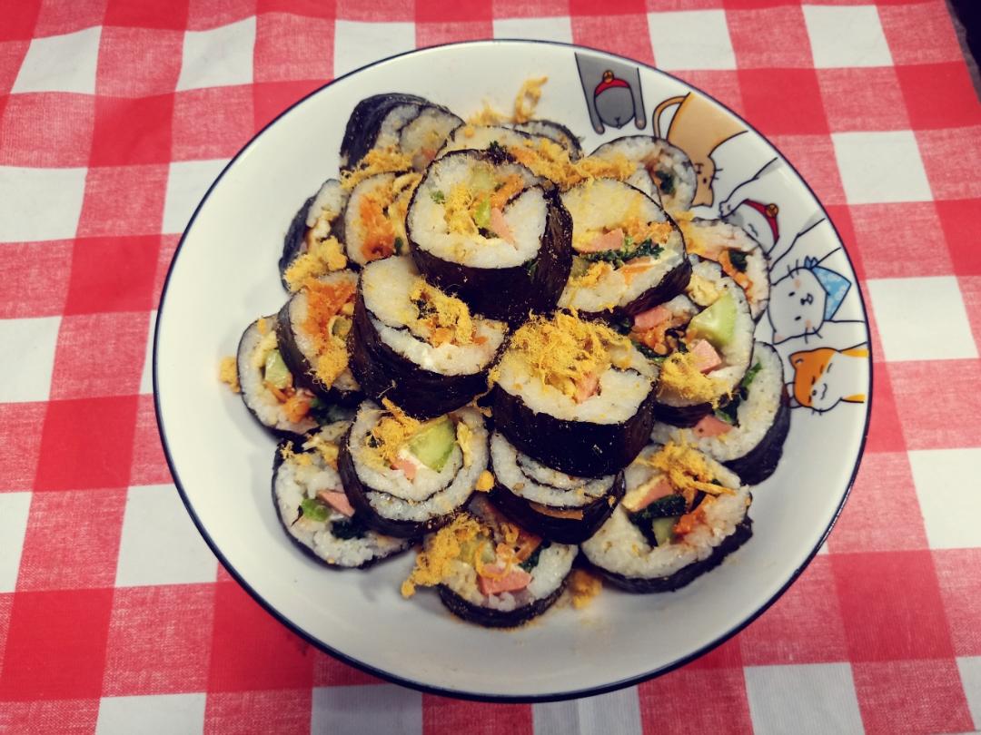 十分钟快手早午餐-紫菜包饭&寿司卷，简单易学哦！
