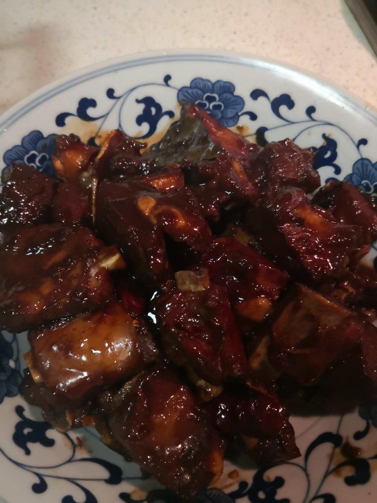 最简单最好吃的红烧排骨