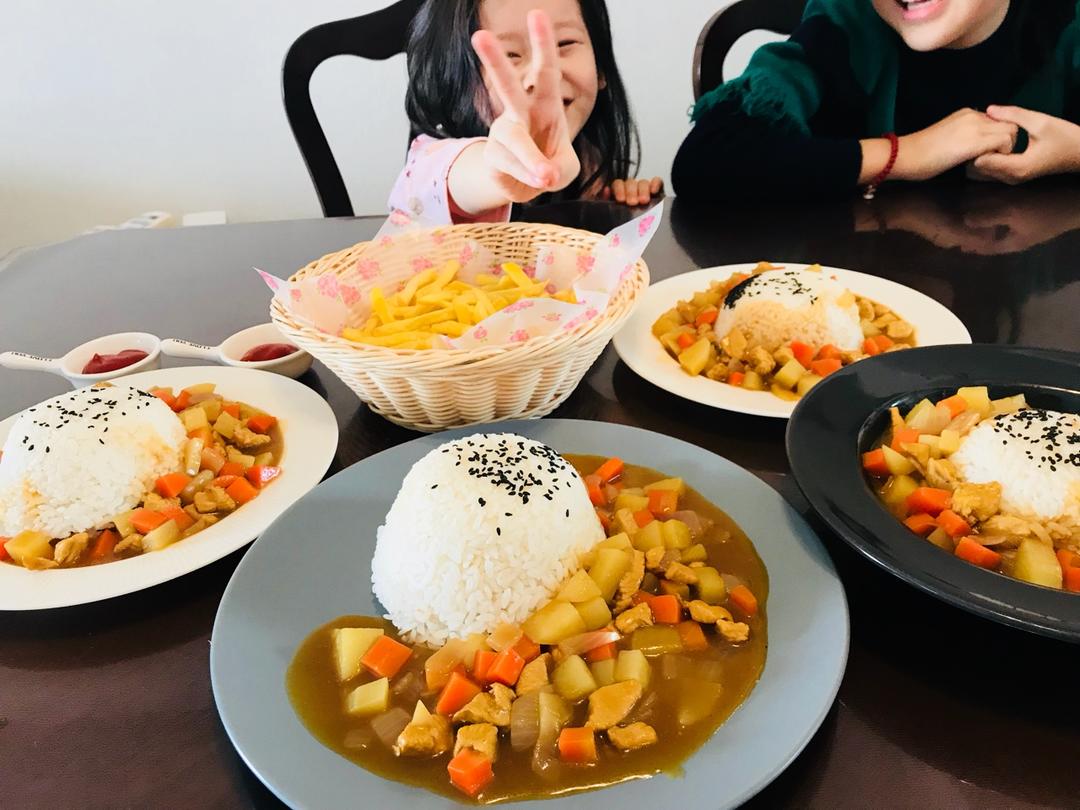咖喱鸡肉饭