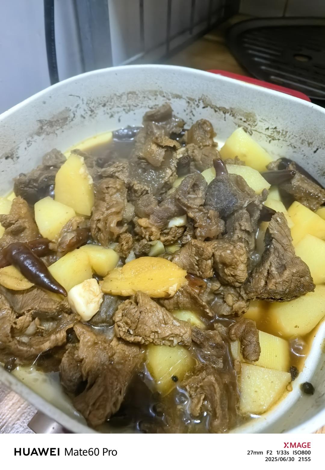 小土豆烧牛肉，红烧牛腩，好吃到舔盘