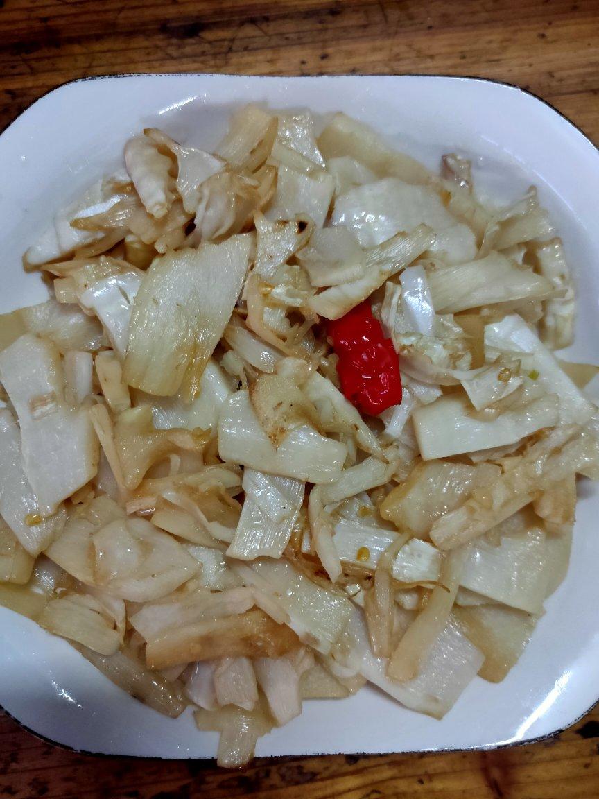 牛腩炒尖椒