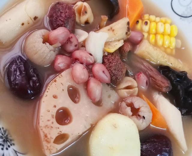 素食✅红菇莲藕补气血汤😄的做法