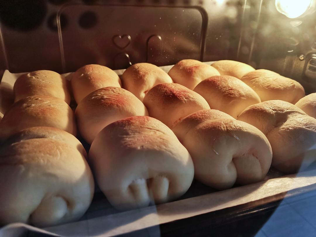 高颜值的日式面包~~~~不用一滴水（简易版）