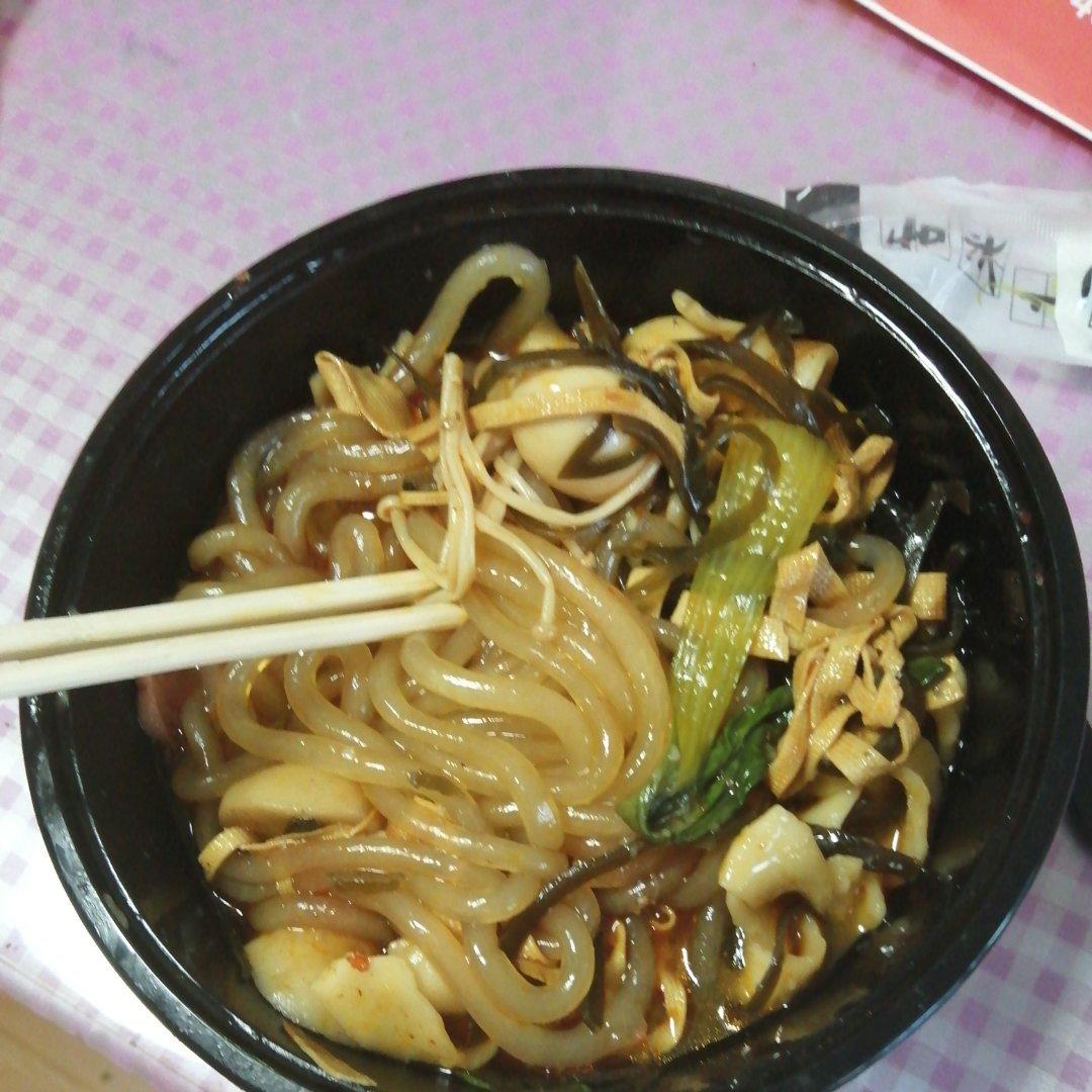 崽吖，嗦了这碗粉喽！