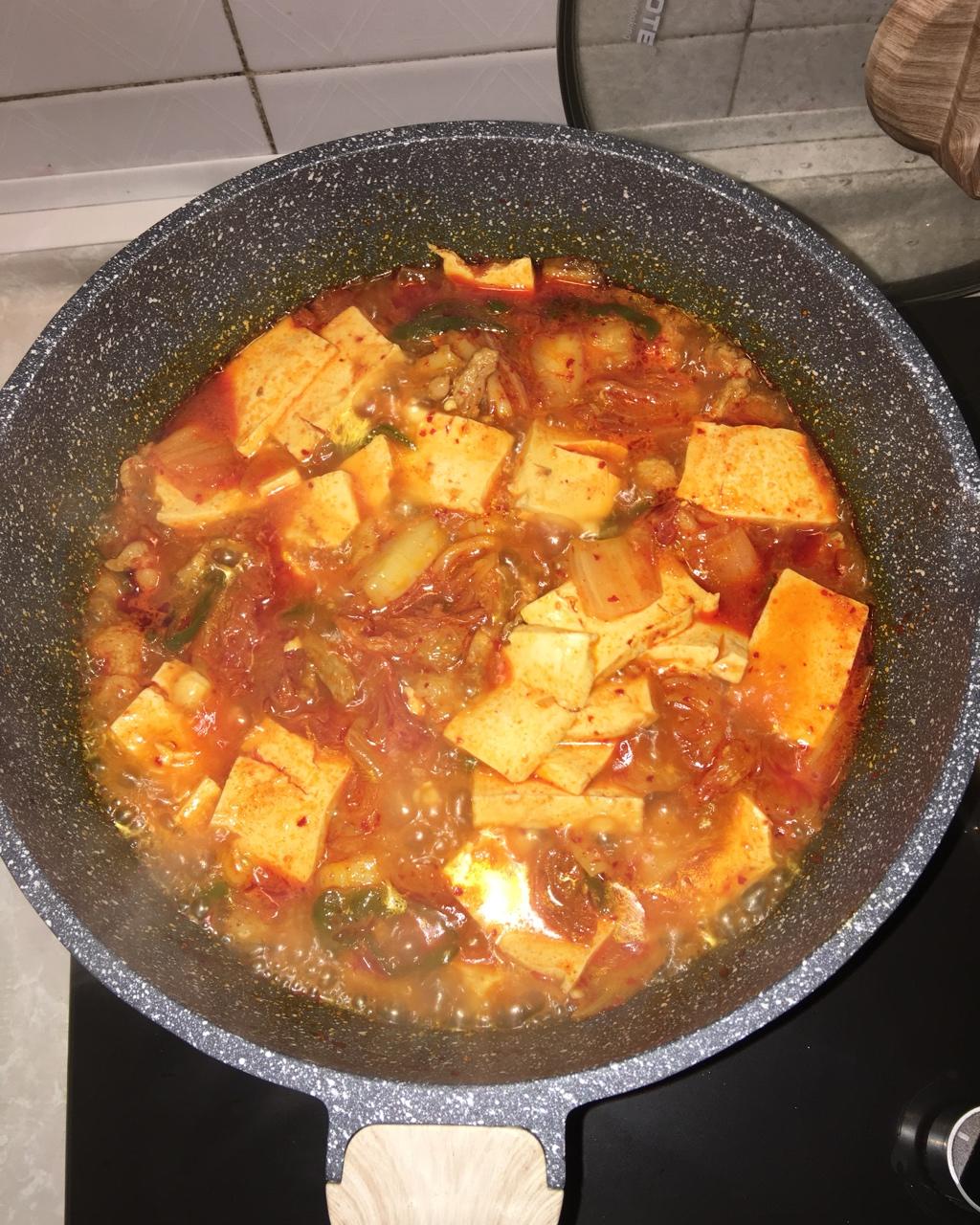 珍惜_k4gw做的辣白菜豆腐汤