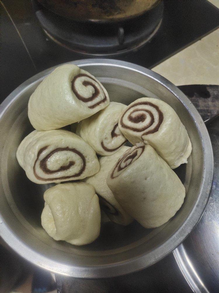 奶香豆沙卷馒头