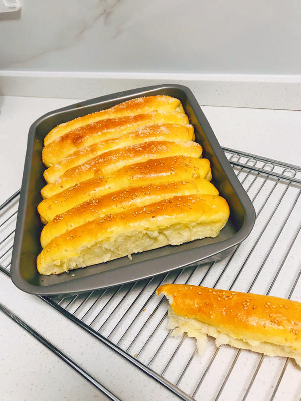 超松软的奶酪排包(附面团整形视频)8寸烤盘
