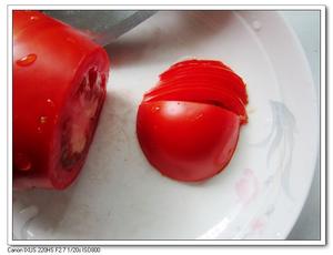 好嘛，我是这样切番茄花儿的~的做法 步骤1
