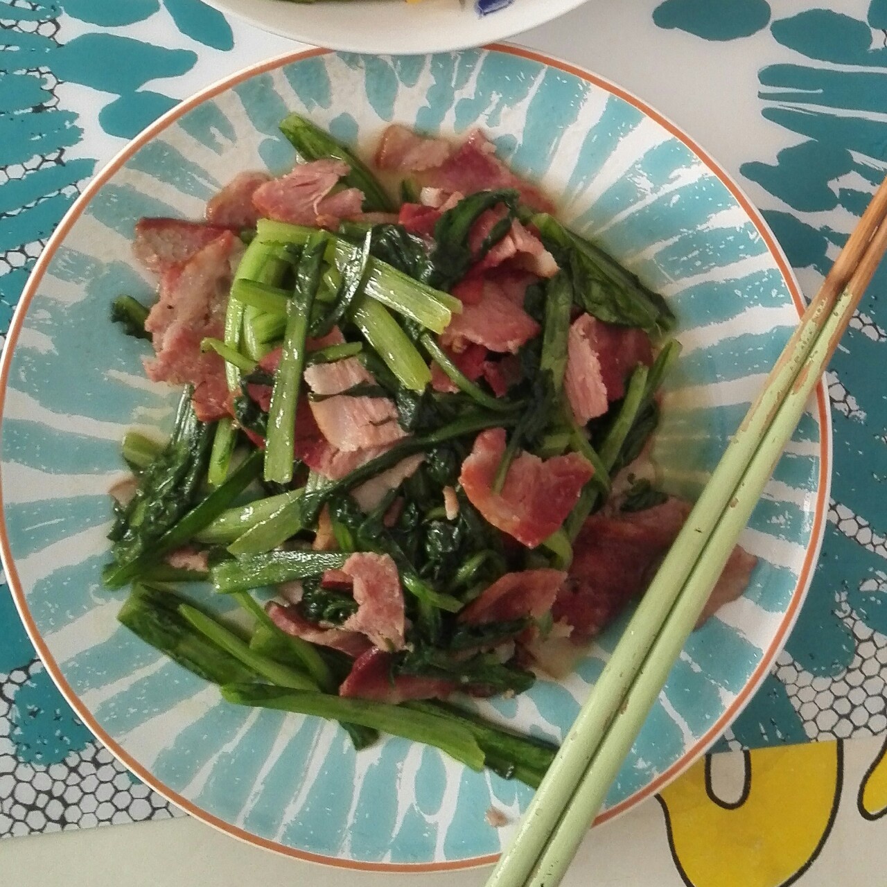 懒人菜式——培根蒜茸炒茼蒿