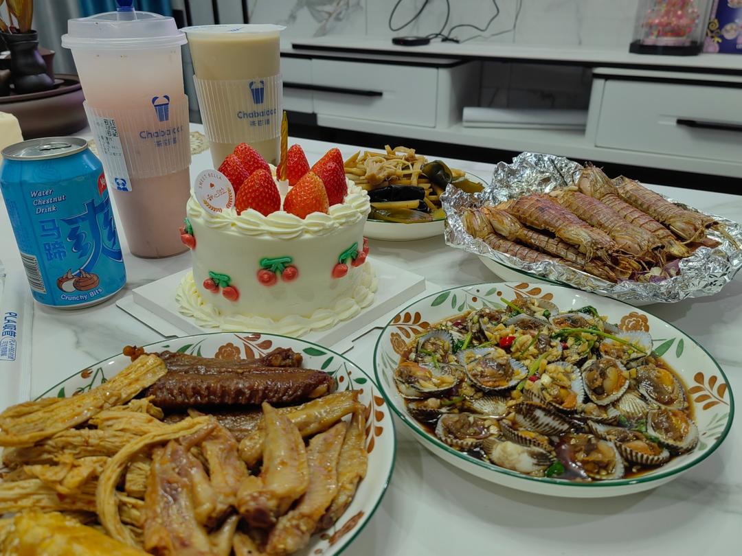 闽南食俗、必备的年夜菜、凉拌血蚶