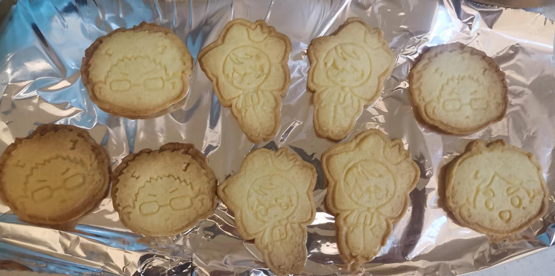 小朋友们超爱的卡通小饼干