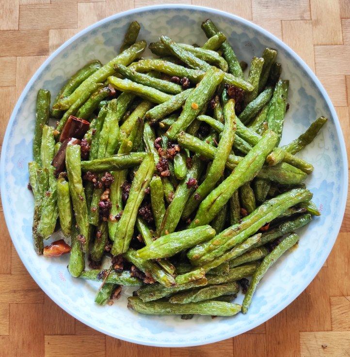 厨师长教你：“干煸四季豆”的正宗做法，先收藏了