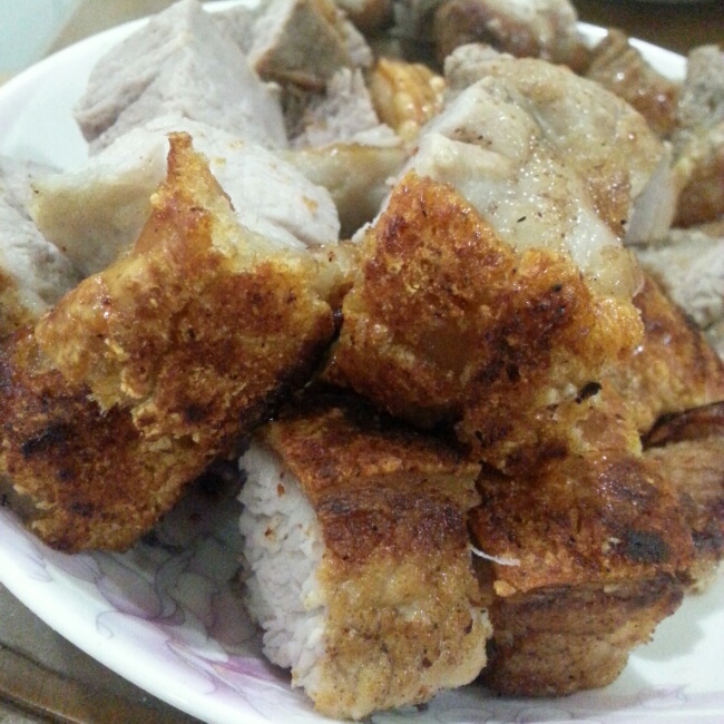 广式脆皮烧肉
