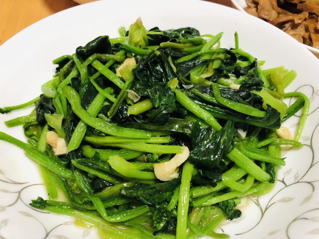 蒜蓉蒿子杆