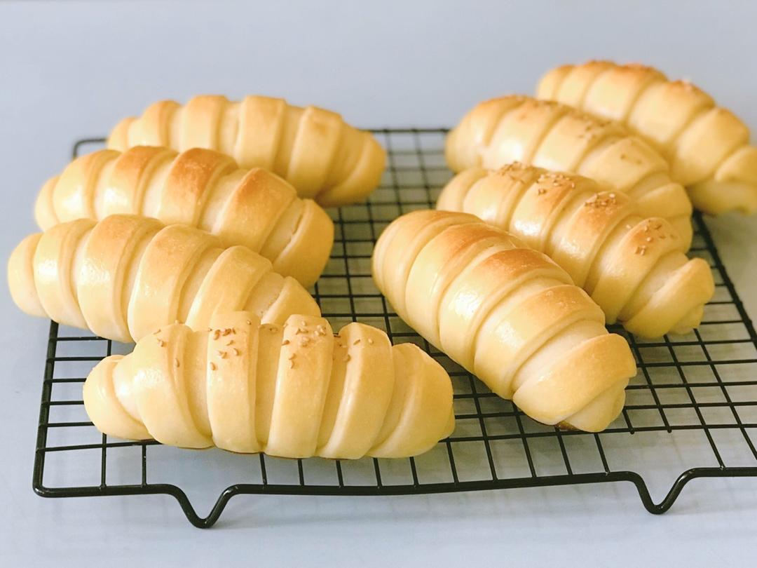毛毛虫肉松面包